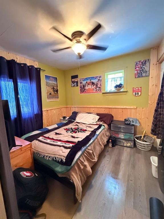4824 47 Avenue, Spirit River, AB - Indoor Photo Showing Bedroom