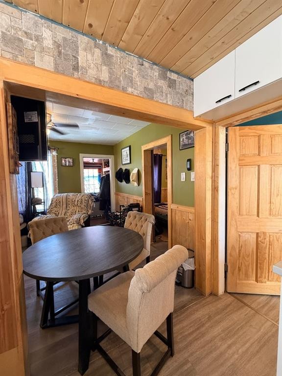 4824 47 Avenue, Spirit River, AB - Indoor Photo Showing Dining Room