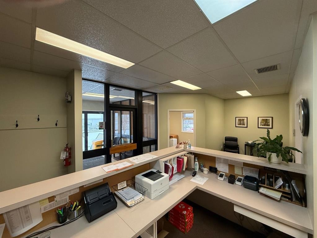 906 2 Avenue, Beaverlodge, AB