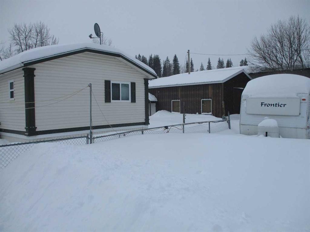 303 4Th Avenue Sw, Manning, AB - Outdoor With Exterior