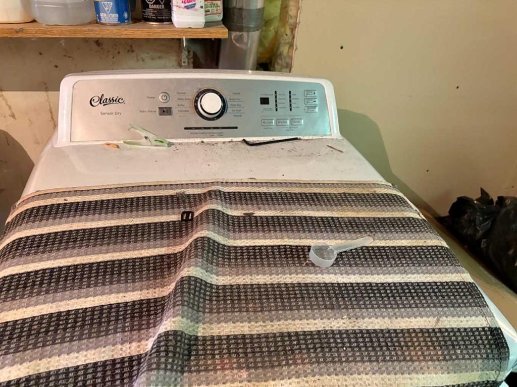 5003 42 Avenue, Valleyview, AB - Indoor Photo Showing Other Room