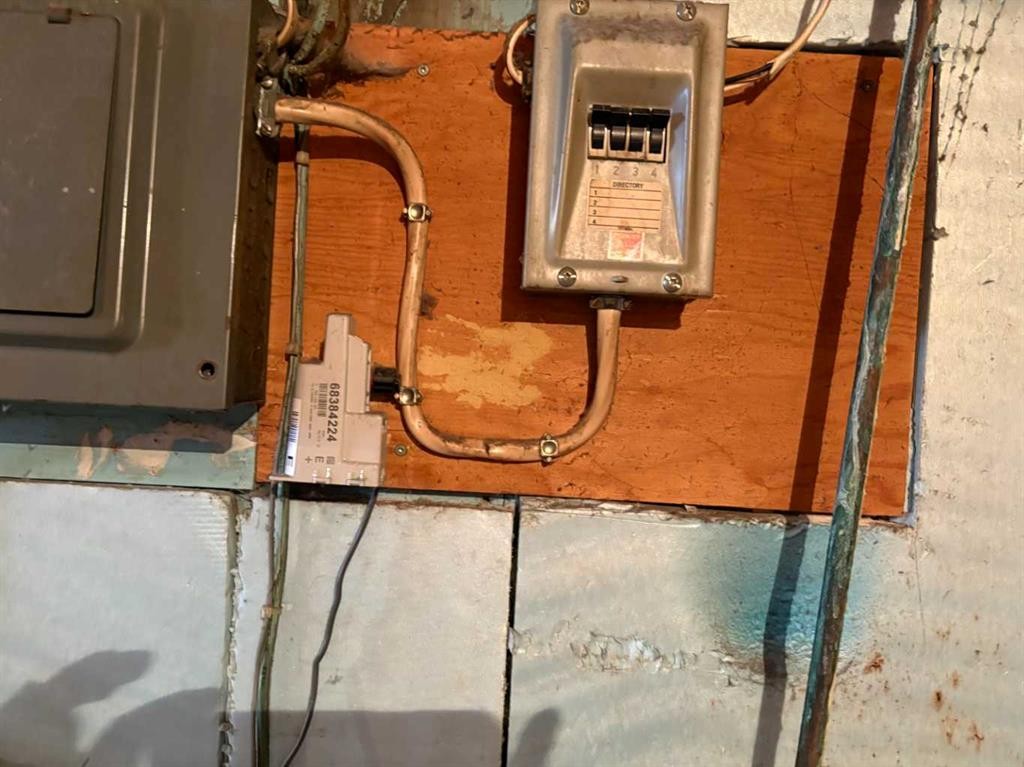 5003 42 Avenue, Valleyview, AB - Indoor Photo Showing Basement