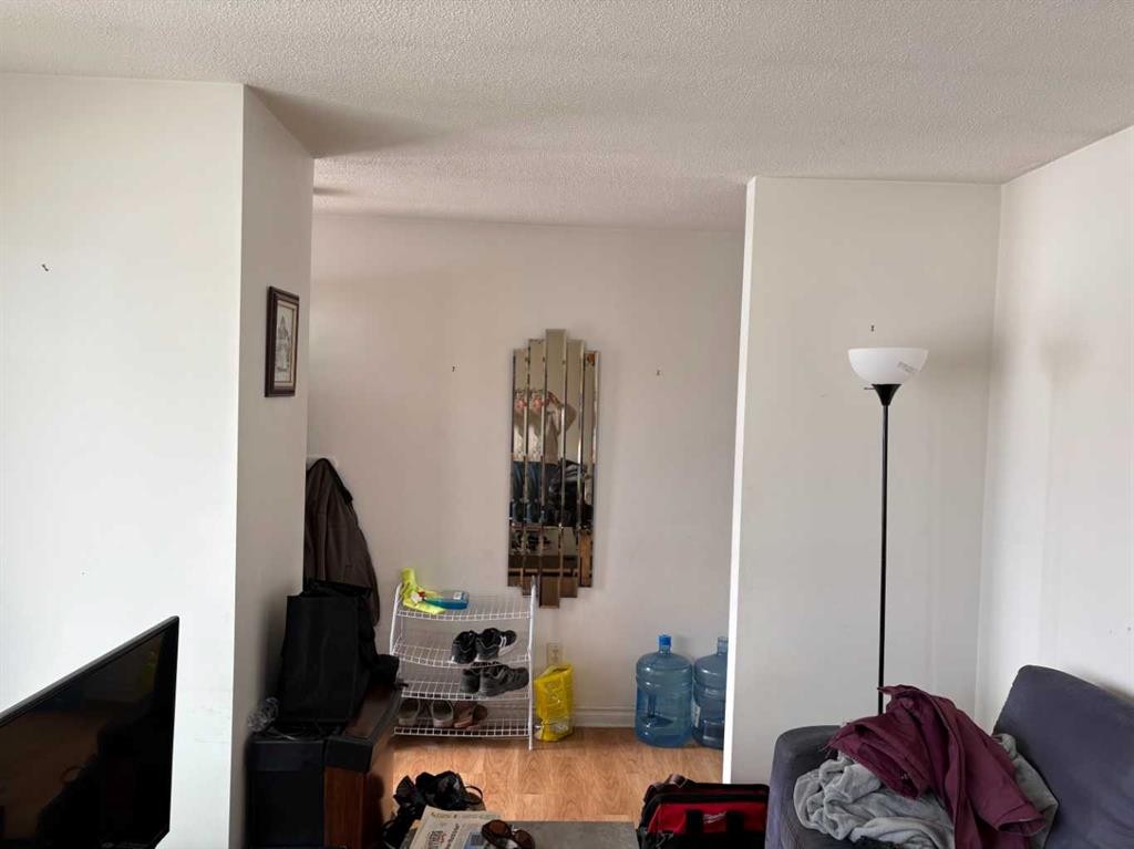 5003 42 Avenue, Valleyview, AB - Indoor