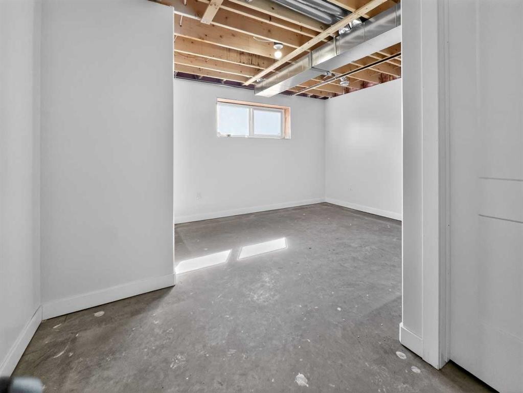 11113 104 Ave, La Crete, AB - Indoor Photo Showing Basement