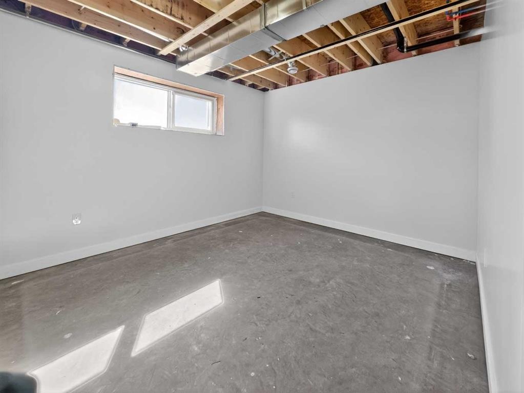 11113 104 Ave, La Crete, AB - Indoor Photo Showing Basement