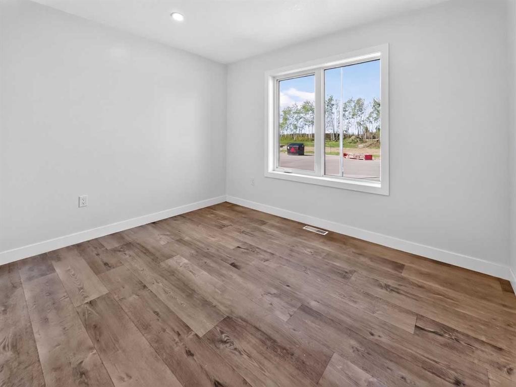 11113 104 Ave, La Crete, AB - Indoor Photo Showing Other Room