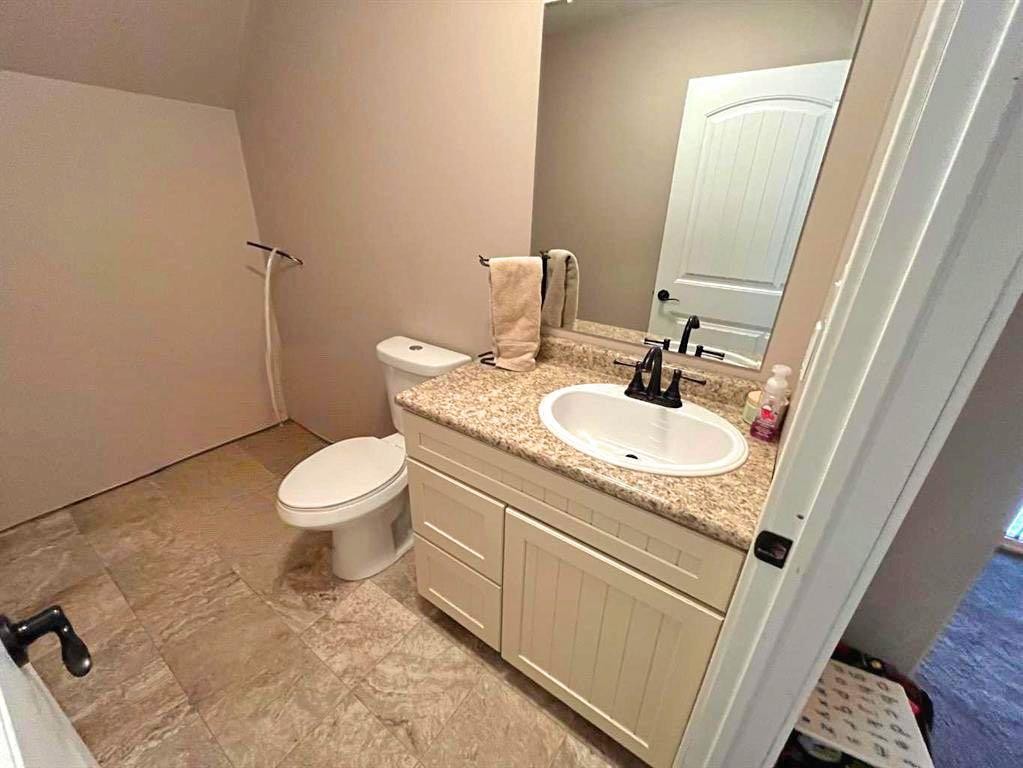 151 Peace River Avenue, Joussard, AB
