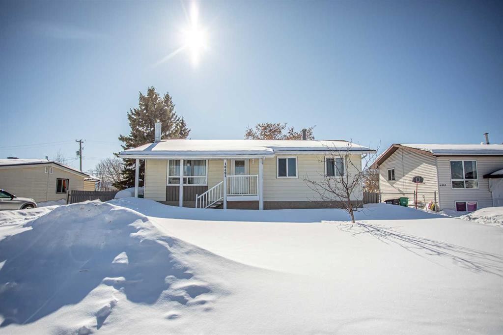 10403 106 Avenue, High Level, AB - Outdoor