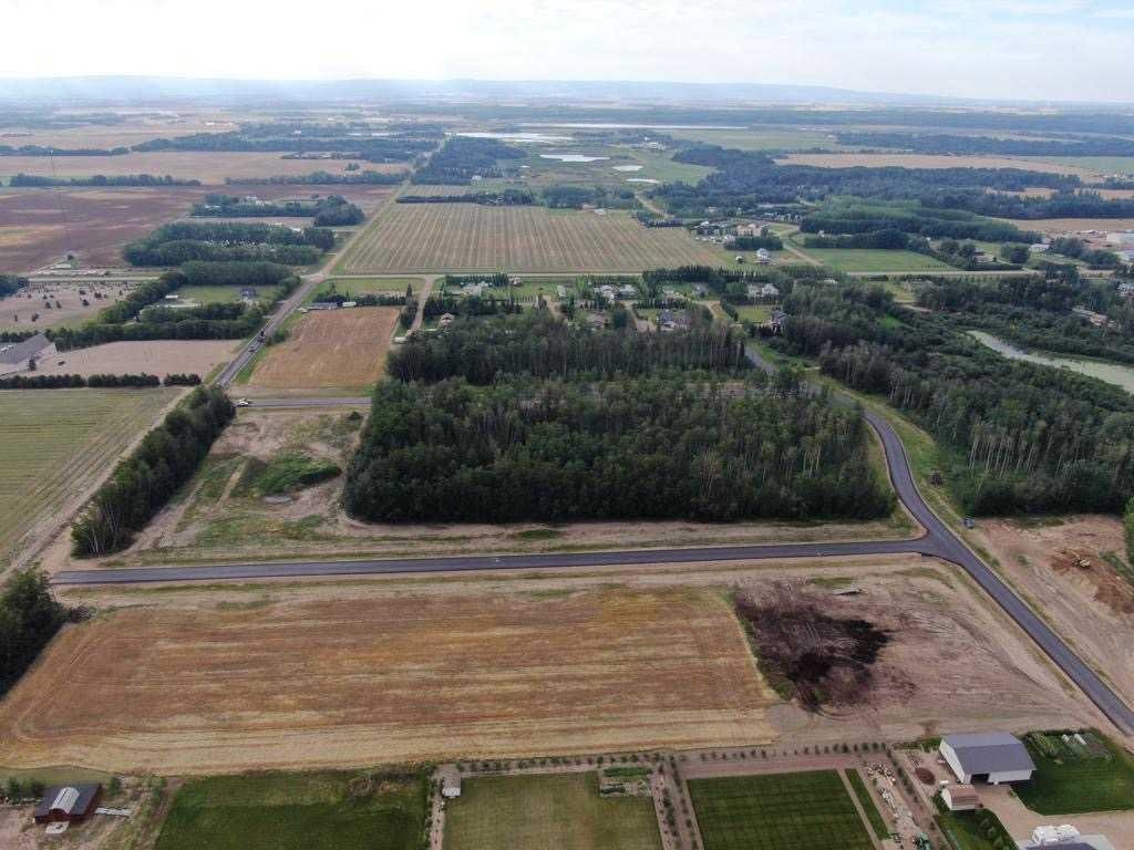 9214 97 Ave, La Crete, AB