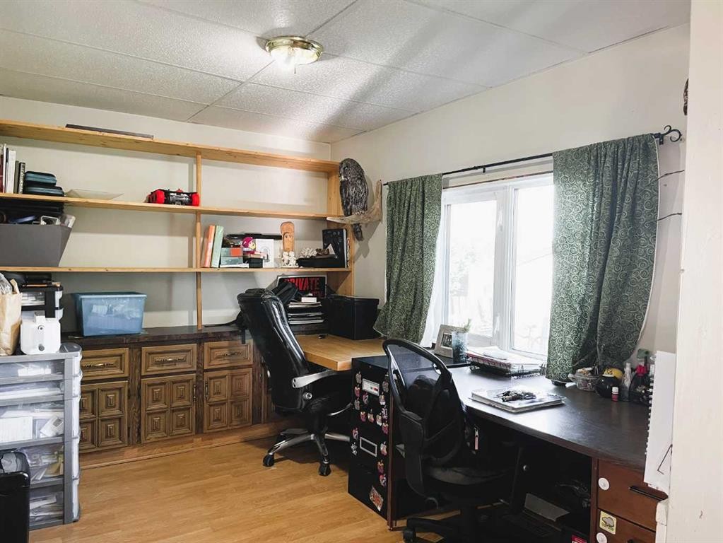 4521 50 Avenue, Grimshaw, AB - Indoor Photo Showing Office