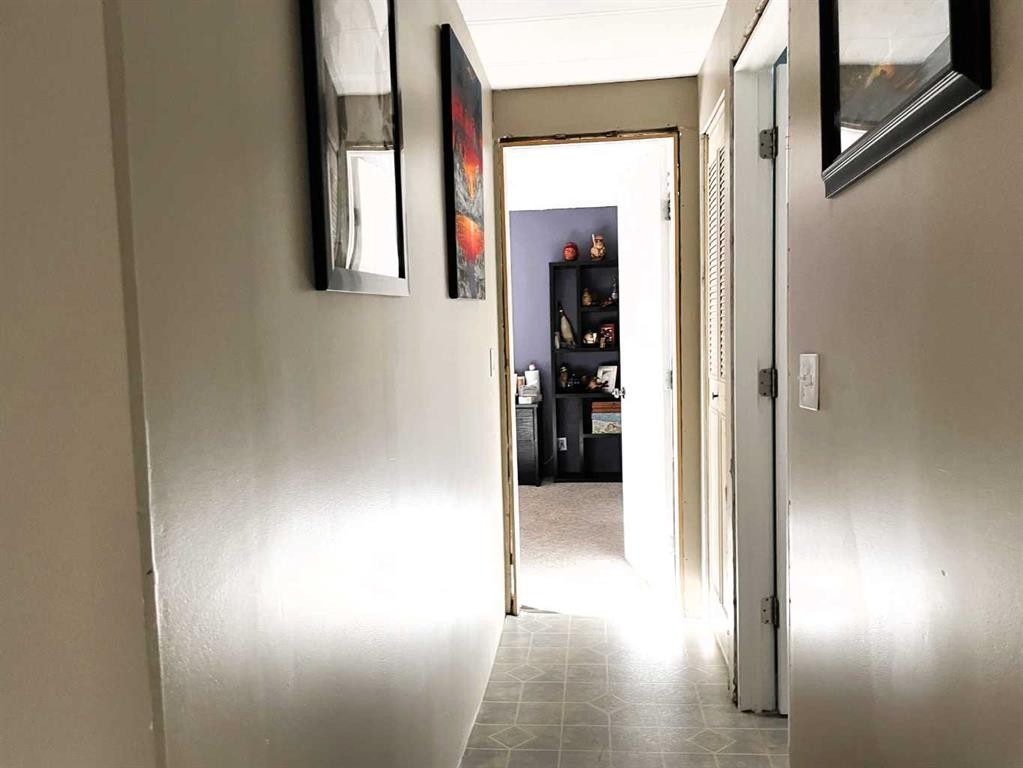 4521 50 Avenue, Grimshaw, AB - Indoor Photo Showing Other Room