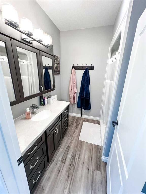 9110 100 Ave, La Crete, AB - Indoor Photo Showing Bathroom