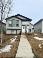 7306 114 Street Grande Prairie, AB T8W 0K2