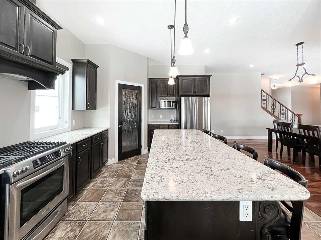 1-914033 Rr 234, Manning, AB - Indoor Photo Showing Kitchen With Stainless Steel Kitchen With Upgraded Kitchen