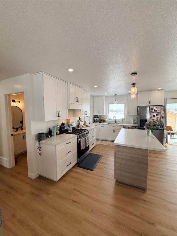 10406 105 Ave, La Crete, AB - Indoor Photo Showing Kitchen
