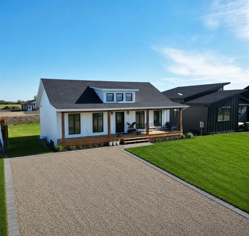 10406 105 Ave, La Crete, AB - Outdoor With Deck Patio Veranda