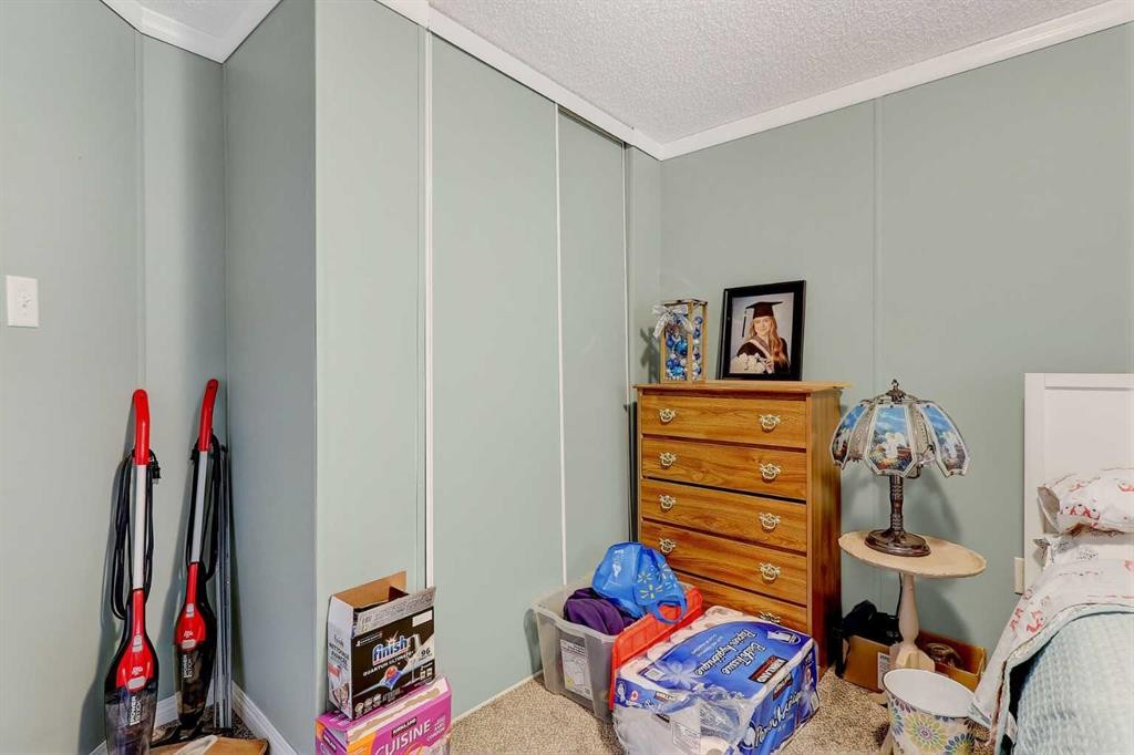 8930 89St, Grande Prairie, AB - Indoor