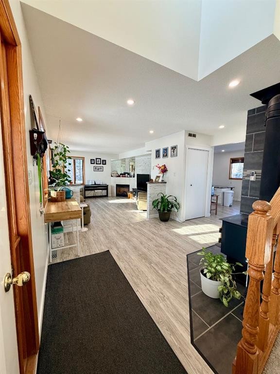 9202 95 Ave, La Crete, AB - Indoor Photo Showing Other Room