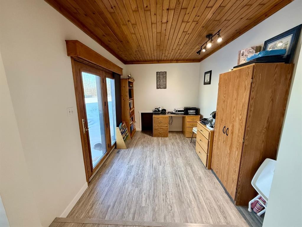 9202 95 Ave, La Crete, AB - Indoor Photo Showing Other Room