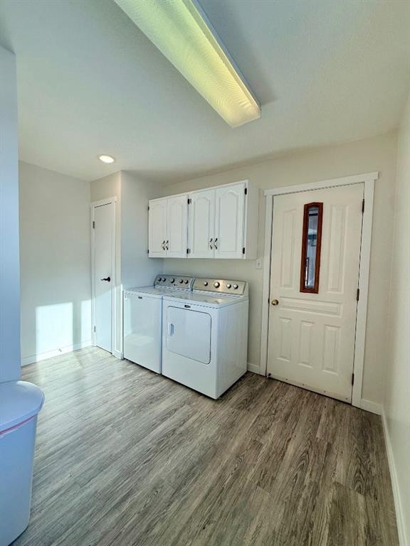 9202 95 Ave, La Crete, AB - Indoor Photo Showing Laundry Room