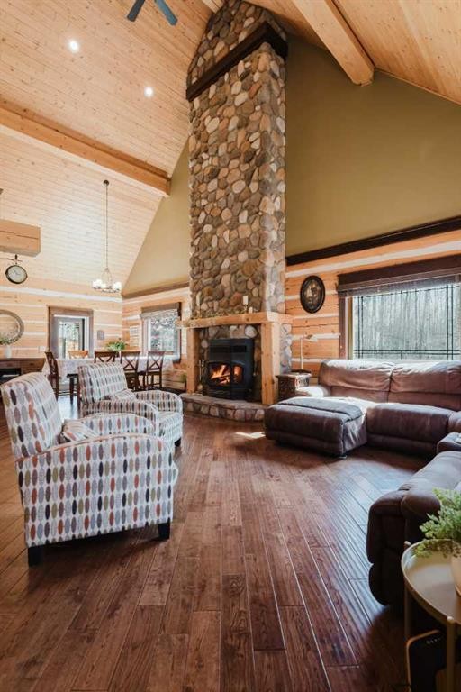 69479 Rr72, Grovedale, AB - Indoor Photo Showing Living Room With Fireplace