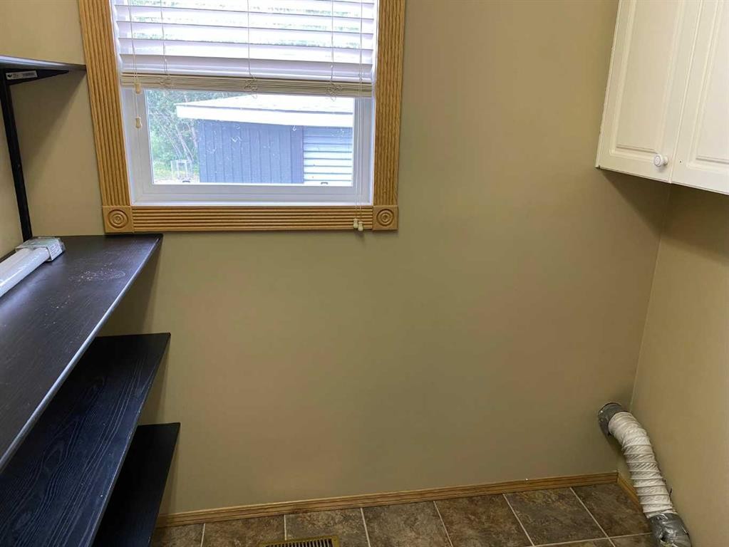 60037 Twp Rd 725, Clairmont, AB - Indoor Photo Showing Other Room
