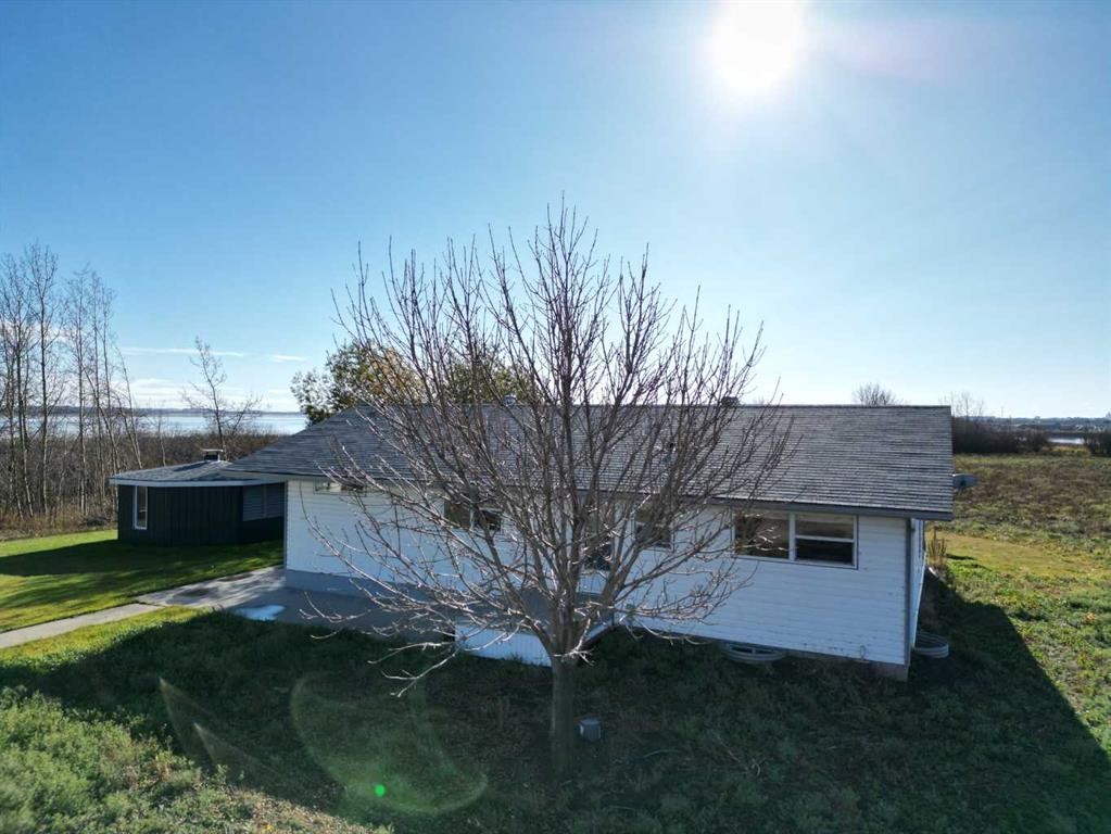 60037 Twp Rd 725, Clairmont, AB - Outdoor