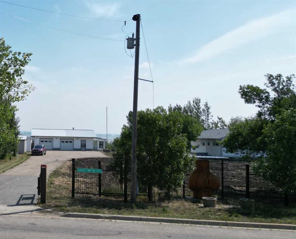 60037 Twp Rd 725, Clairmont, AB - Outdoor