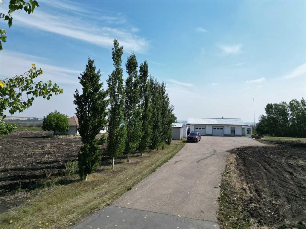 60037 Twp Rd 725, Clairmont, AB - Outdoor