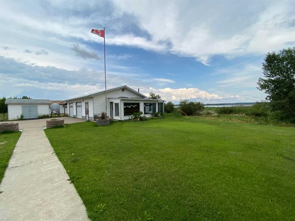60037 Twp Rd 725, Clairmont, AB - Outdoor