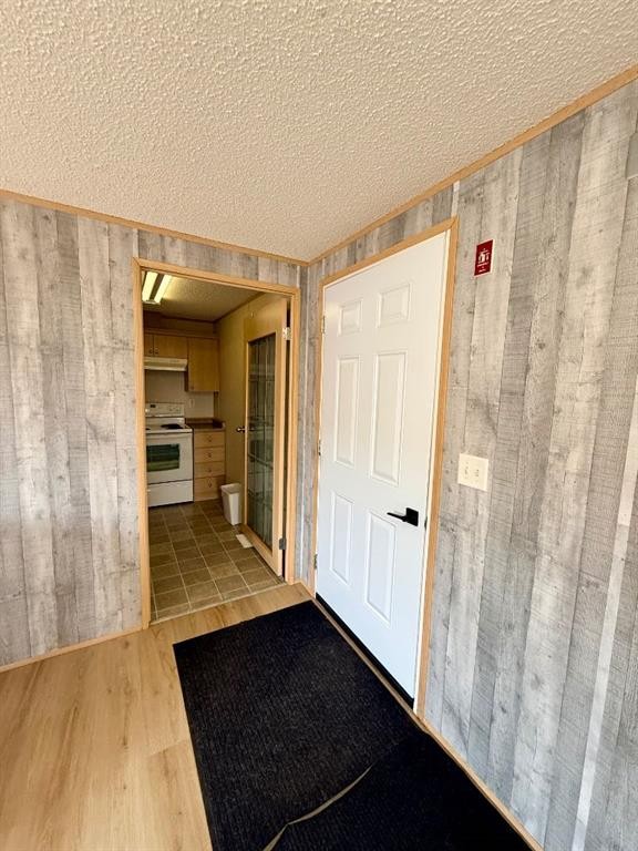 10413 110 Ave, La Crete, AB - Indoor Photo Showing Bedroom