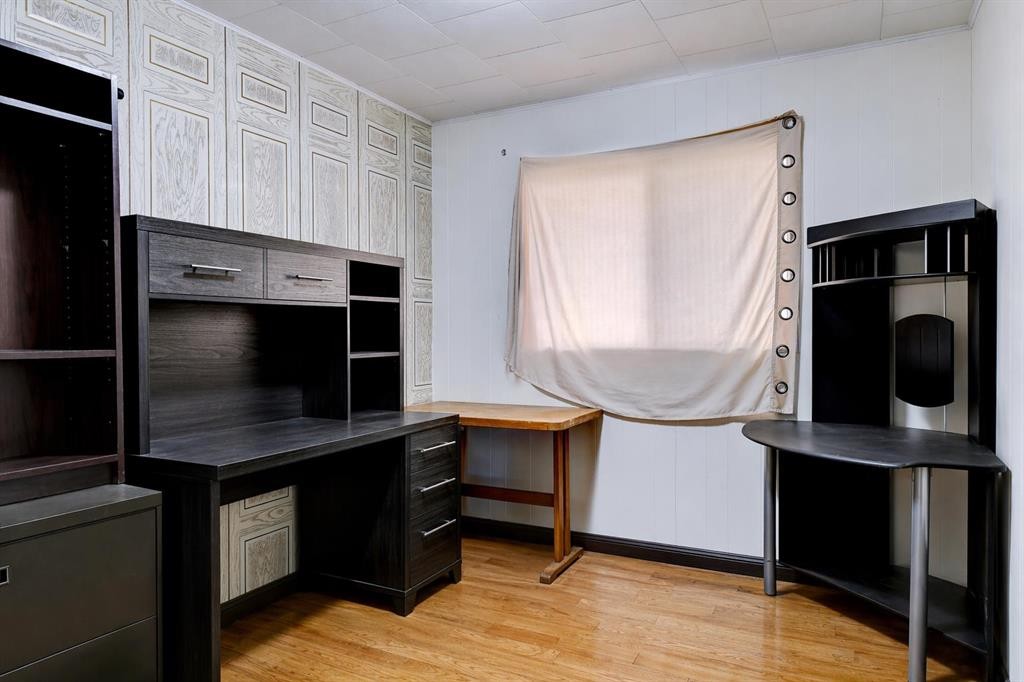 10011 95 Avenue, Wembley, AB - Indoor