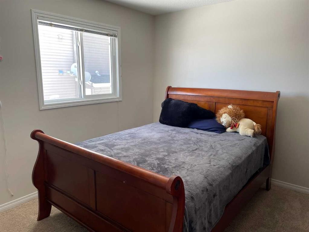 10703 108 Avenue, Fairview, AB - Indoor Photo Showing Bedroom