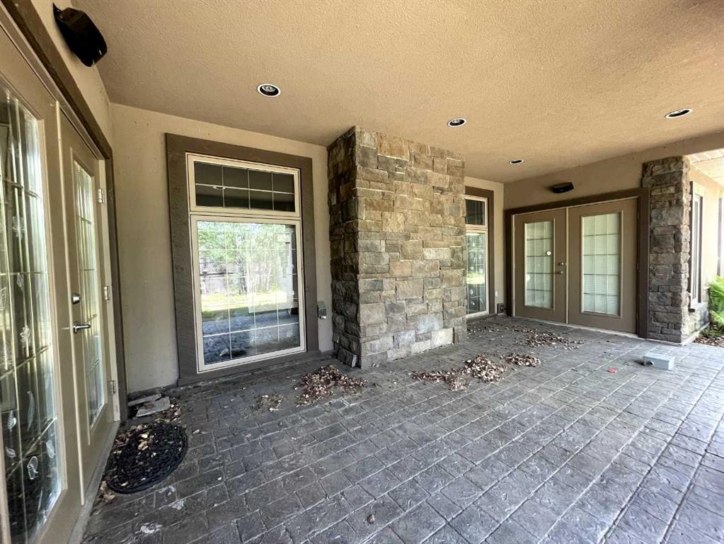 5 Caribou Close, High Level, AB