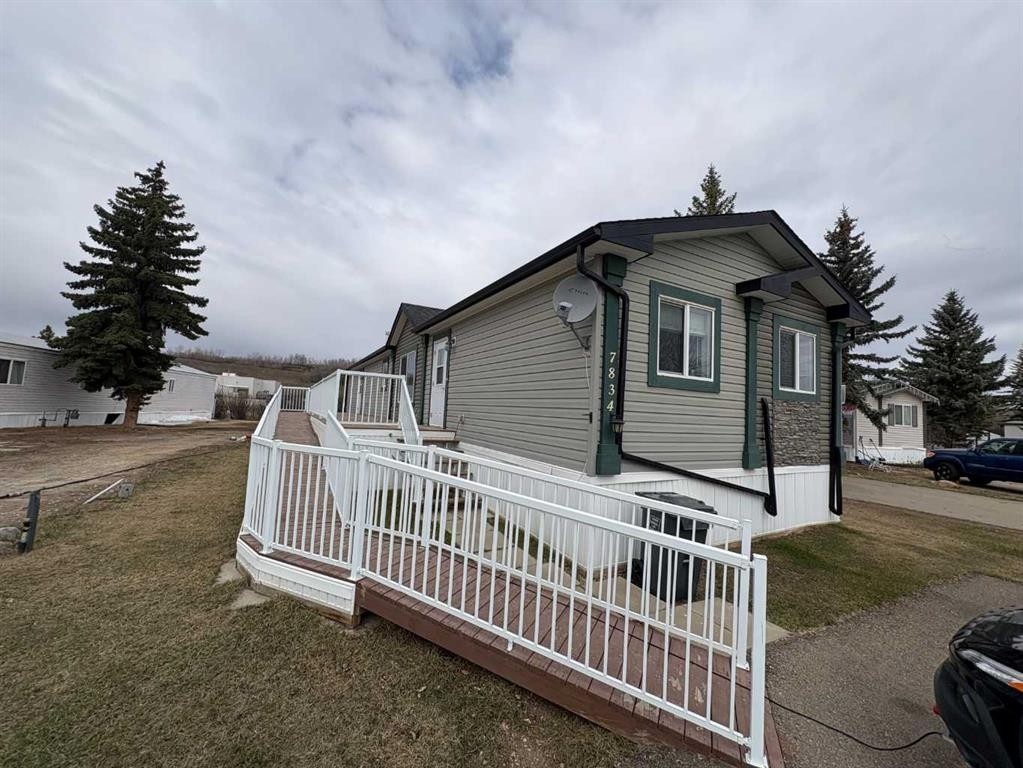 7834 97 Avenue, Peace River, AB