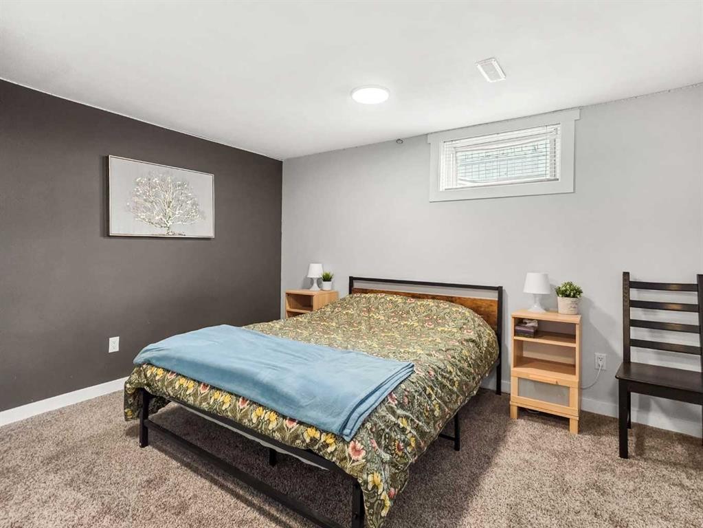 10833 99 Avenue, Grande Cache, AB - Indoor Photo Showing Bedroom