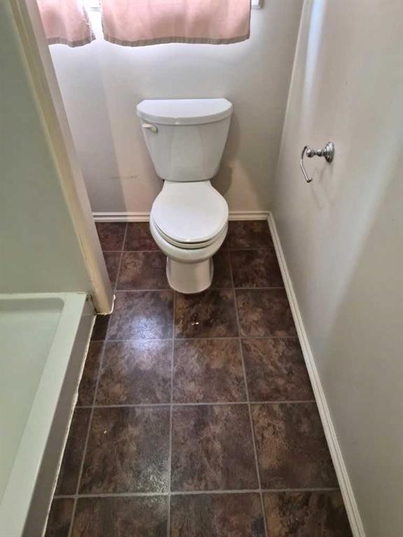 707 3 Avenue, Beaverlodge, AB - Indoor Photo Showing Bathroom