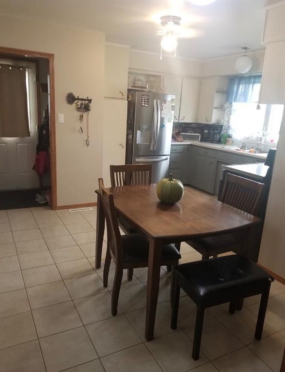 4904 52 St, Grimshaw, AB - Indoor Photo Showing Dining Room