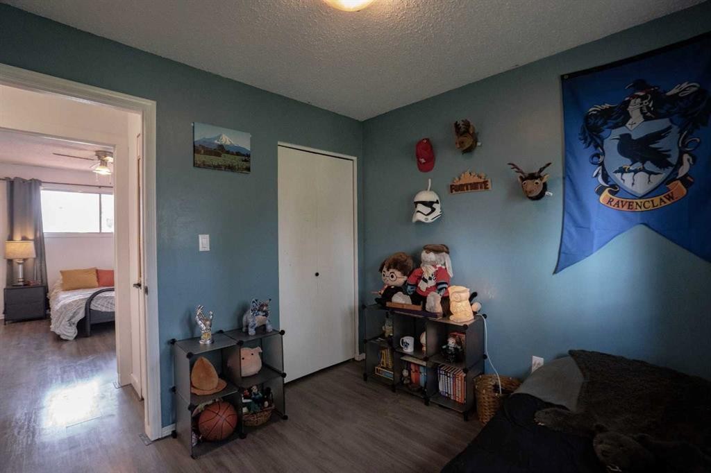 5210 54A Ave, Berwyn, AB - Indoor