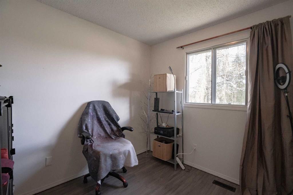 5210 54A Ave, Berwyn, AB - Indoor