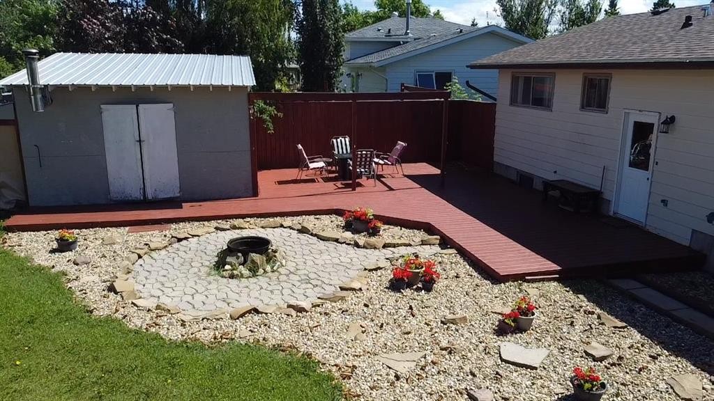 5210 54A Ave, Berwyn, AB