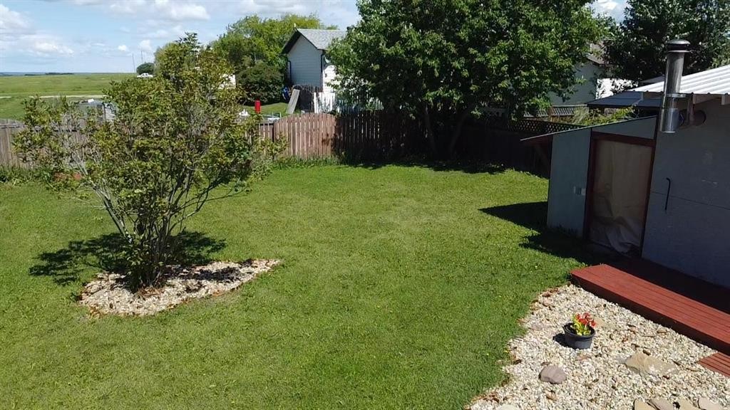 5210 54A Ave, Berwyn, AB