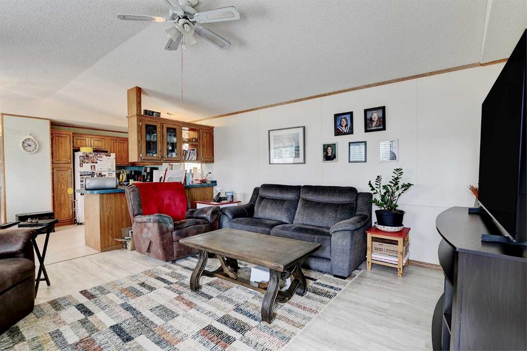 10301 99 Avenue, Bezanson, AB