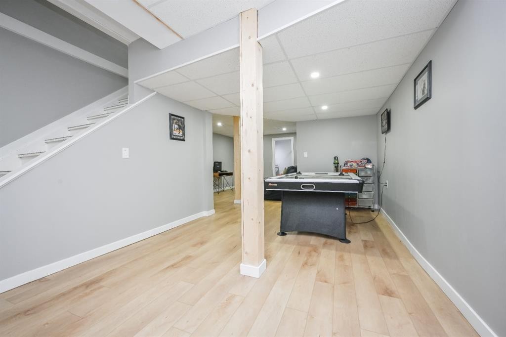 31050 43 Highway, Bezanson, AB - Indoor