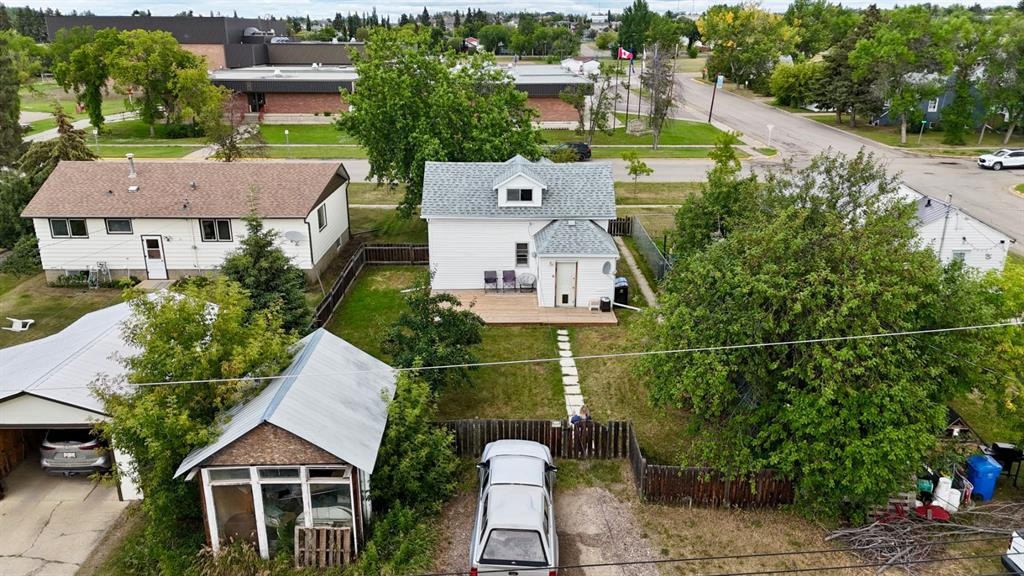 11205 103 Avenue, Fairview, AB - Outdoor