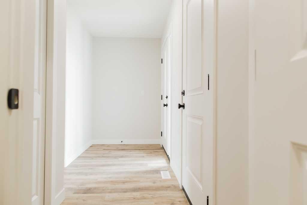 9522 114 Avenue, Clairmont, AB - Indoor Photo Showing Other Room