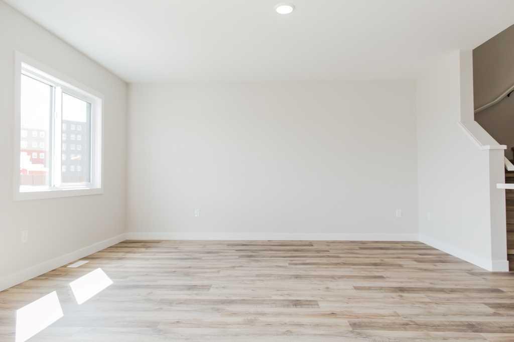 9522 114 Avenue, Clairmont, AB - Indoor Photo Showing Other Room
