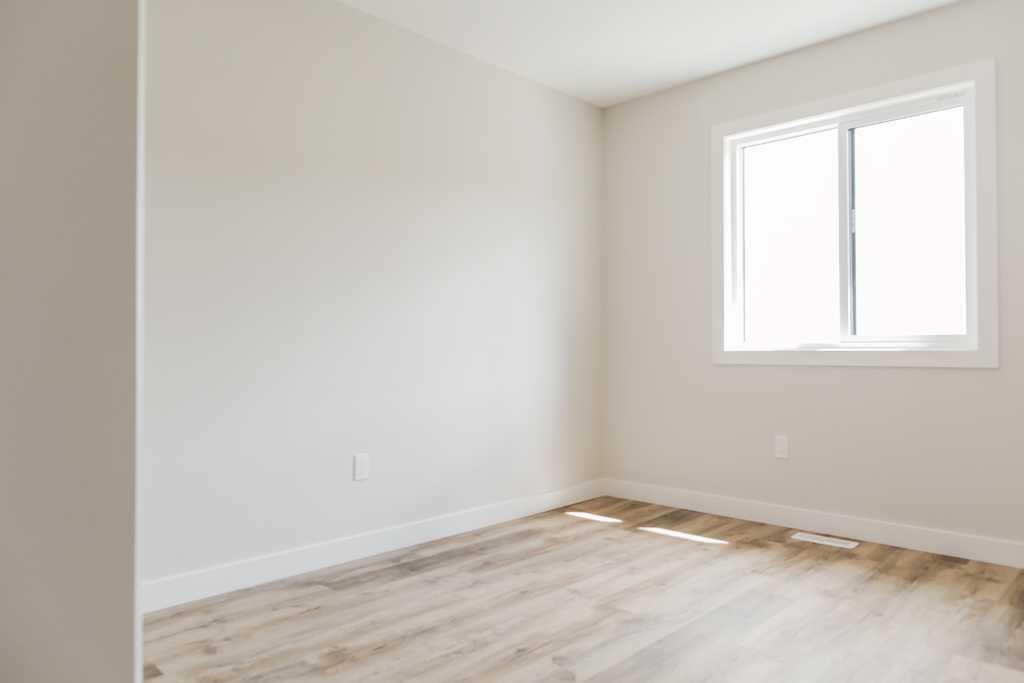 9522 114 Avenue, Clairmont, AB - Indoor Photo Showing Other Room
