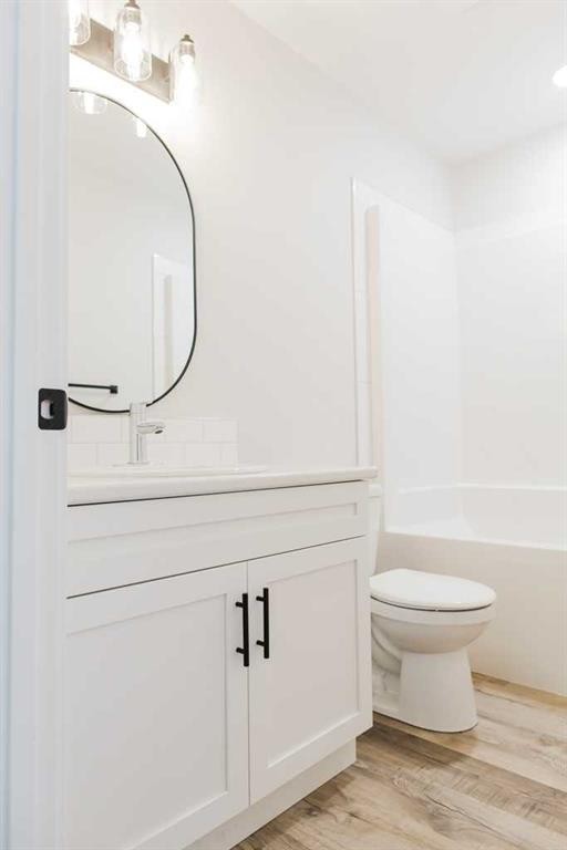 9522 114 Avenue, Clairmont, AB - Indoor Photo Showing Bathroom