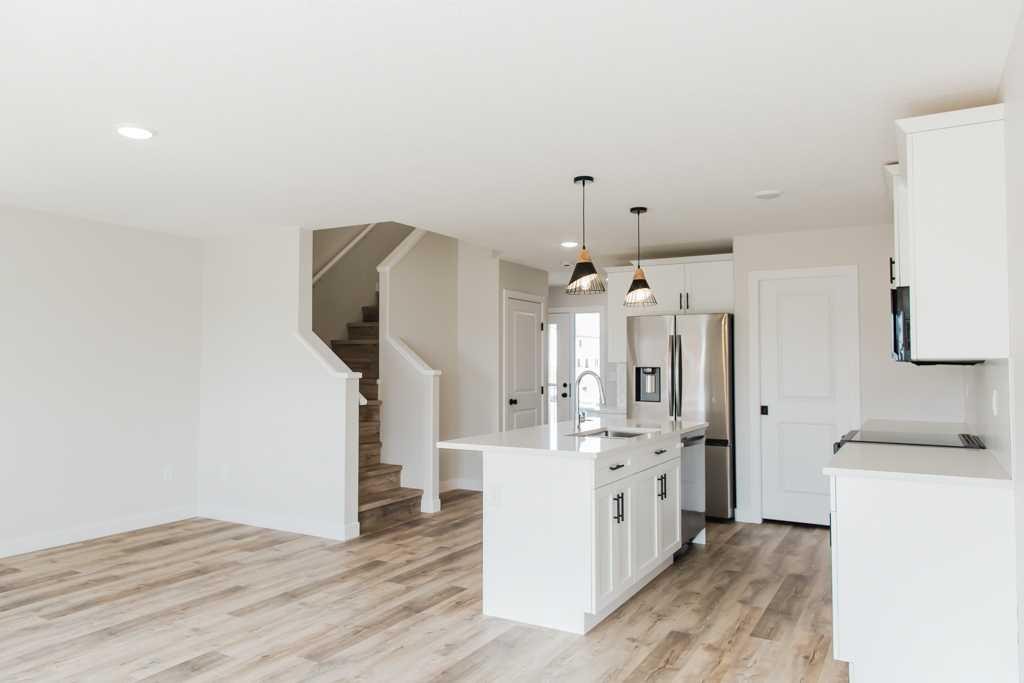 9522 114 Avenue, Clairmont, AB - Indoor Photo Showing Kitchen
